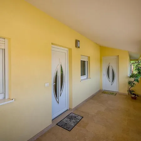 Kraljevic Gæstehus Umag