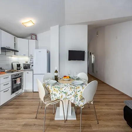 Kraljevic 3*